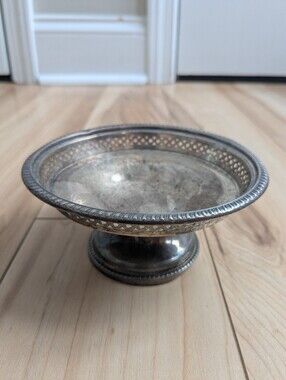 A. & J. Zimmerman Ltd. Edwardian sterling silver pierced pedestal bonbon 77g